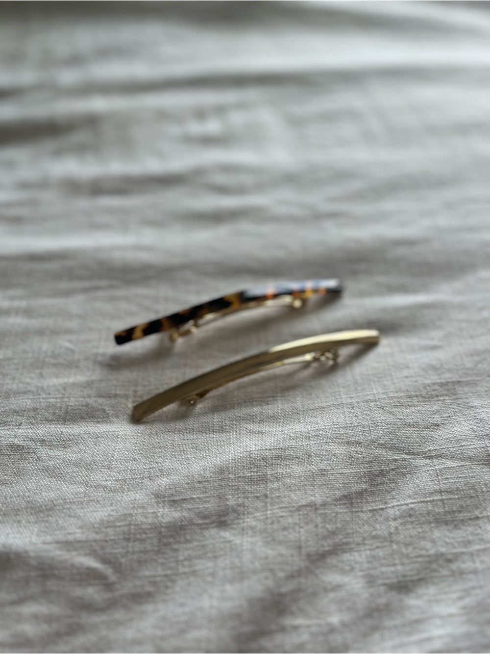 Tortoiseshell and Gold Hair Clip Set - Large / Oversized - Picture 5 of 5